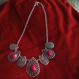Elegant Silverplated and Burgundy Statement Necklace